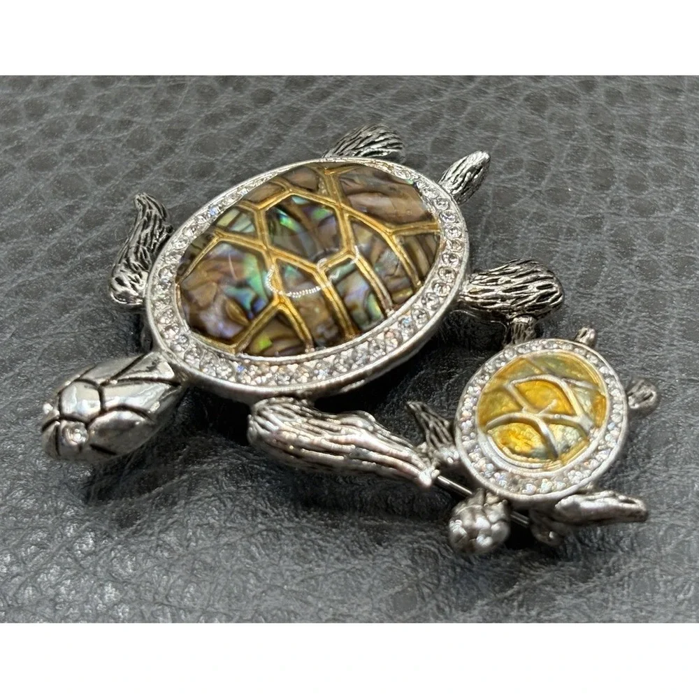 VTG Napier Mother Baby Sea Turtle Brooch Abalone Shell Rhinestone Silver Tone